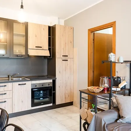Apartment Luni Mare Modern Balcony Flat