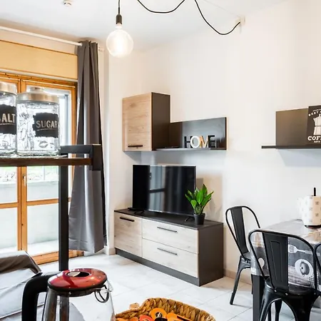 Διαμέρισμα Guesthost - Luni Mare Modern Balcony Flat Marinella di Sarzana